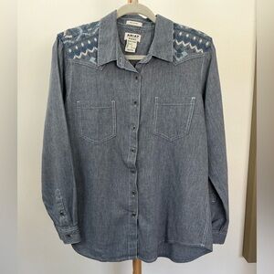 Ariat Women’s Casual Blue Button Down Cotton Shirt